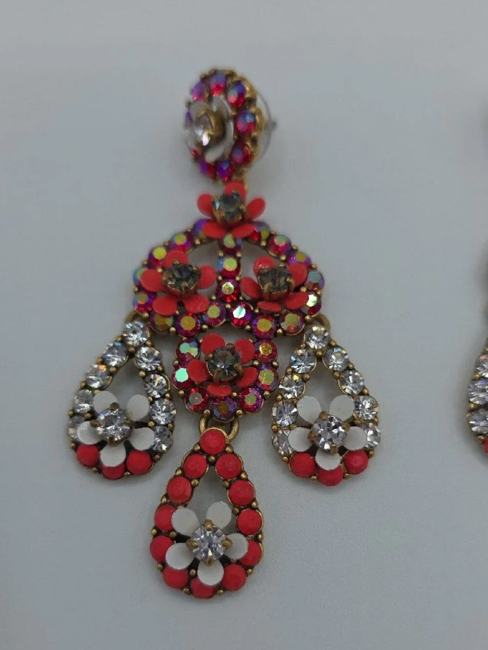 J. Crew Pink and Red And Iridescent Red Crystal Drop Chandelier Earrings Vintage